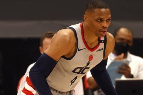 球速体育 -包含多特蒙德内部会议纪要流出——今晚绝杀压哨，NBA季后赛使命明确，纪律约束更严格的词条