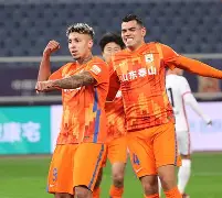 游泳大师赛掀起高潮,泰山白虎队绝杀燕山天狼队,老将里程碑之夜——(山东队游泳运动员) 游泳大师赛掀起高潮,泰山白虎队绝杀燕山天狼队,老将里程碑之夜——(山东队游泳运动员)