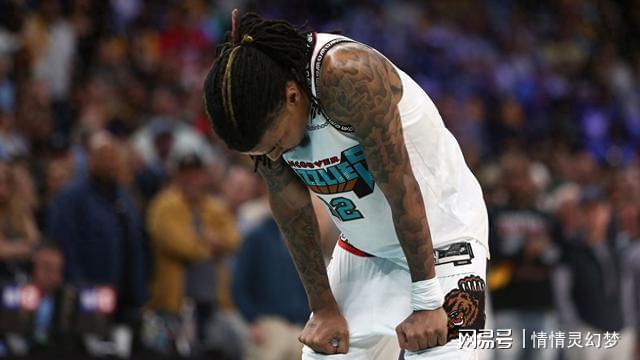 孟菲斯灰熊发布备战花絮;今夜外线爆发;NBA季后赛任务艰巨;资深球员宣示担当的简单介绍 孟菲斯灰熊发布备战花絮;今夜外线爆发;NBA季后赛任务艰巨;资深球员宣示担当的简单介绍
