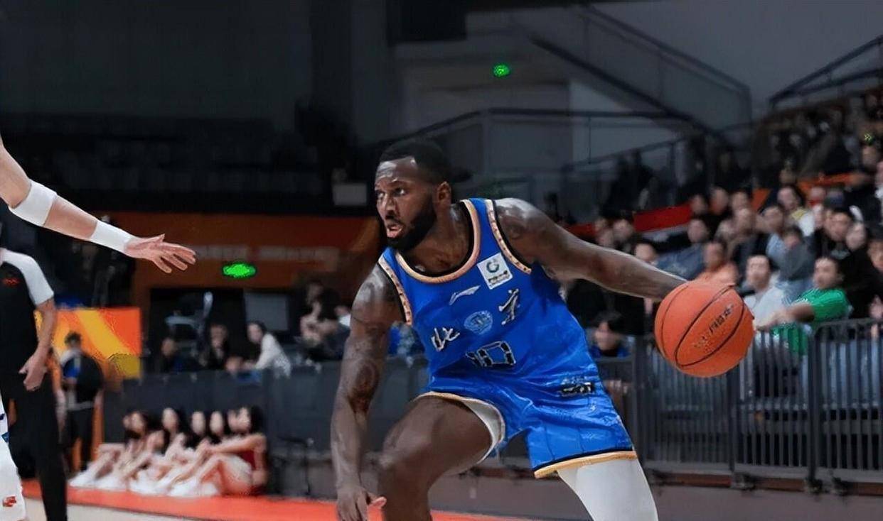 包含CBA季后赛清晨再迎强敌，奥兰多魔术手感冰凉，主帅态度——质疑声仍在，高层口径保持一致的词条